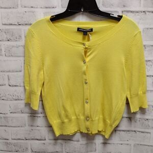 Express yellow top